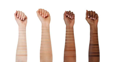 L'Oréal Paris Accord Parfait Fondotinta Fluido Naturale 30ml + Mascara Voluminous x5